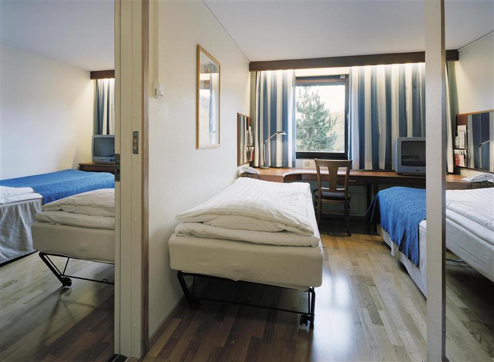 Scandic Taeby Habitación foto